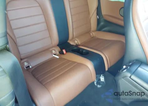 2017 Mercedes-Benz C 300 4Matic из США, поврежденный, VIN WDDWJ4KB7HF438039